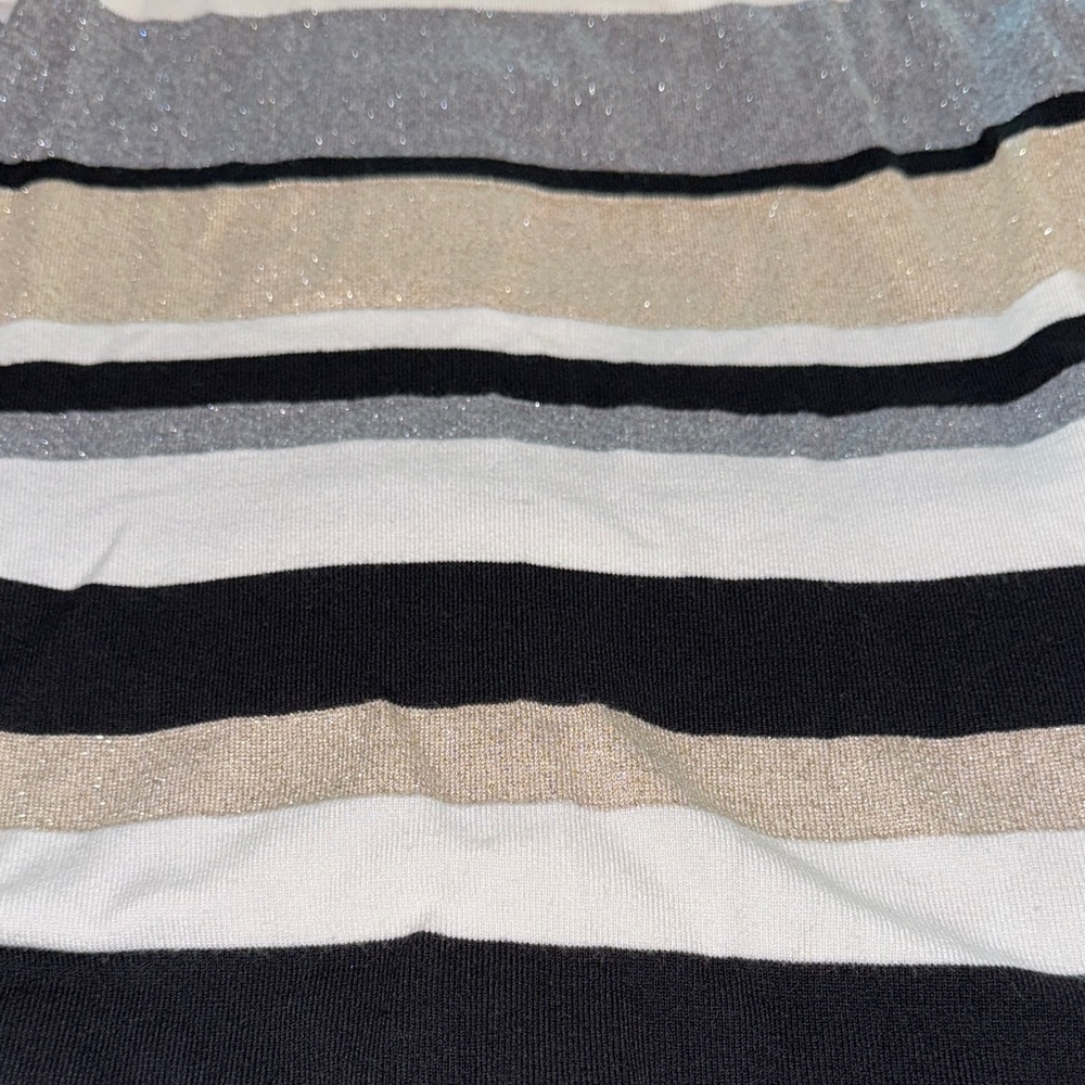 WHBM Stunning Black and White Striped Blouse - Picture 7 of 9